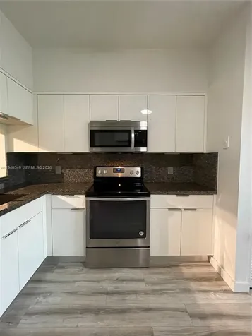 207 Mallory Court Weston FL 33326
