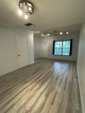 207 Mallory Court Weston FL 33326