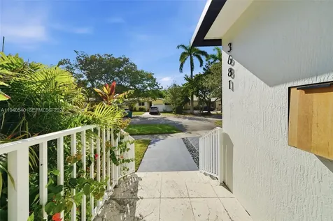 3681 SW 21st Street Miami FL 33145