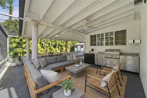 3681 SW 21st Street Miami FL 33145