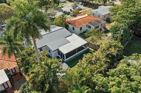 3681 SW 21st Street Miami FL 33145