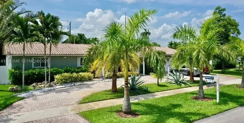 428 N Crescent Drive Hollywood FL 33021
