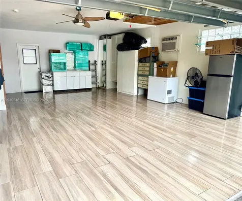 428 N Crescent Drive Hollywood FL 33021