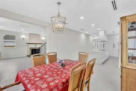 1636 SW 9th Street Miami FL 33135