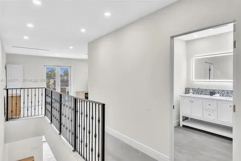 1636 SW 9th Street Miami FL 33135