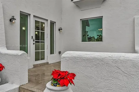 1636 SW 9th Street Miami FL 33135