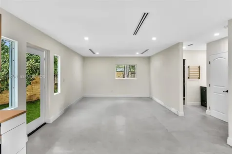 1636 SW 9th Street Miami FL 33135