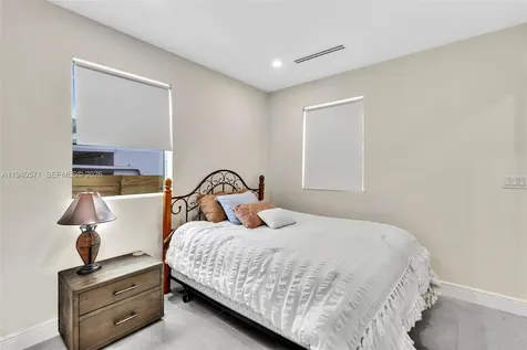 1636 SW 9th Street Miami FL 33135