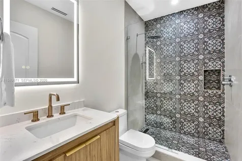 1636 SW 9th Street Miami FL 33135
