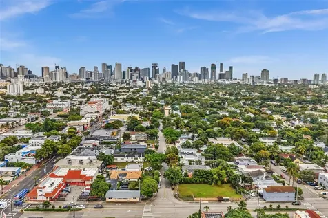 1636 SW 9th Street Miami FL 33135