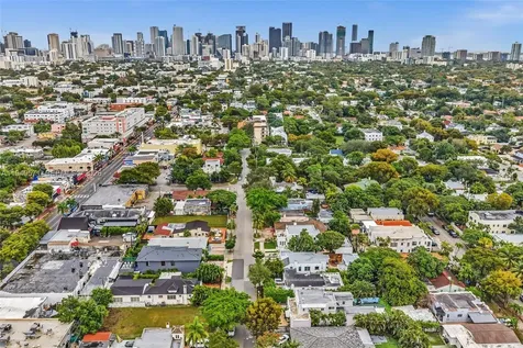 1636 SW 9th Street Miami FL 33135