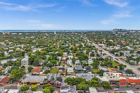 1636 SW 9th Street Miami FL 33135
