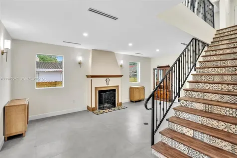 1636 SW 9th Street Miami FL 33135