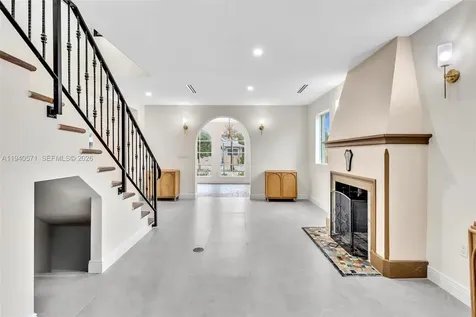 1636 SW 9th Street Miami FL 33135