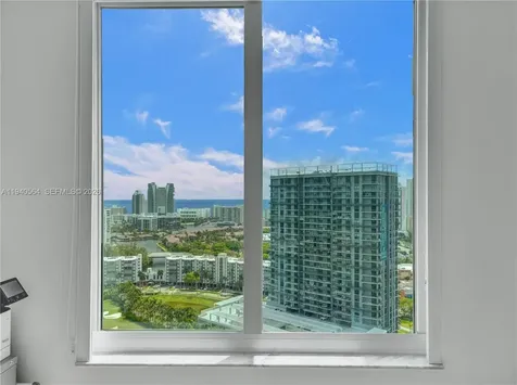 1755 E Hallandale Beach Boulevard Hallandale Beach FL 33009