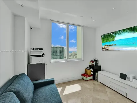 1755 E Hallandale Beach Boulevard Hallandale Beach FL 33009