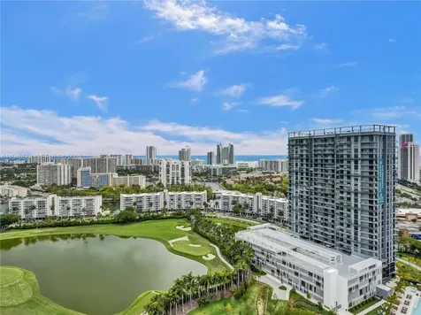 1755 E Hallandale Beach Boulevard Hallandale Beach FL 33009