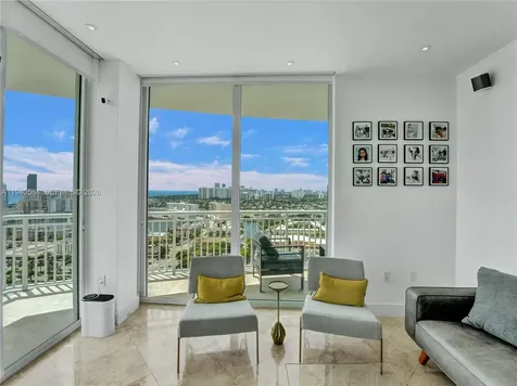 1755 E Hallandale Beach Boulevard Hallandale Beach FL 33009