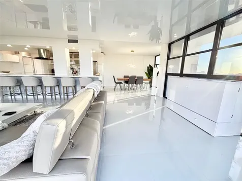 200 Leslie Drive Hallandale Beach FL 33009