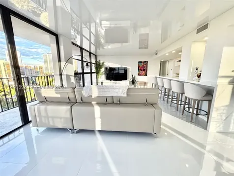 200 Leslie Drive Hallandale Beach FL 33009