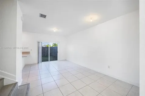 2713 SE 15th Street Homestead FL 33035