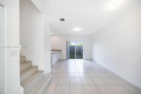 2713 SE 15th Street Homestead FL 33035