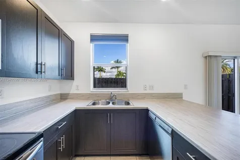 2713 SE 15th Street Homestead FL 33035