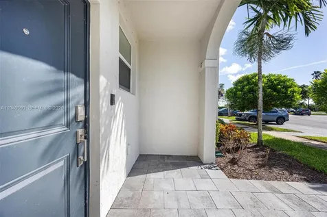 2713 SE 15th Street Homestead FL 33035