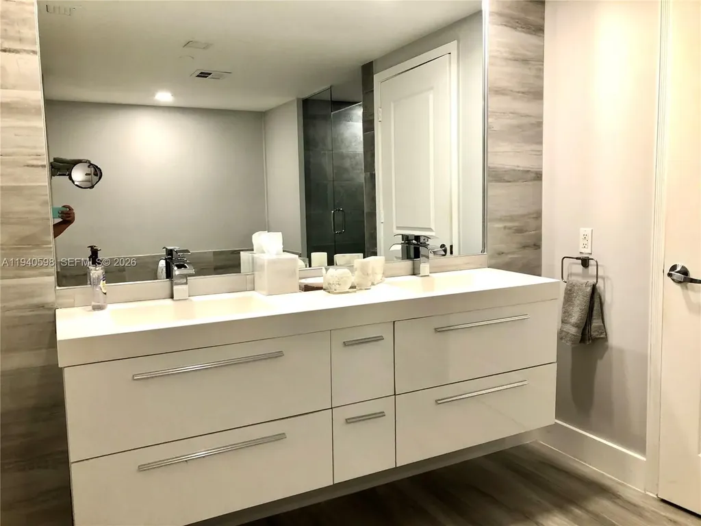 3101 S Ocean Drive Hollywood FL 33019