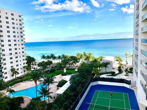 3101 S Ocean Drive Hollywood FL 33019