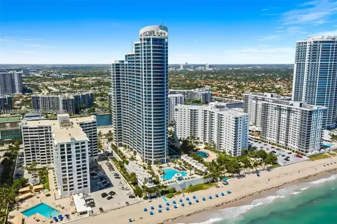 3101 S Ocean Drive Hollywood FL 33019