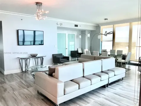 3101 S Ocean Drive Hollywood FL 33019