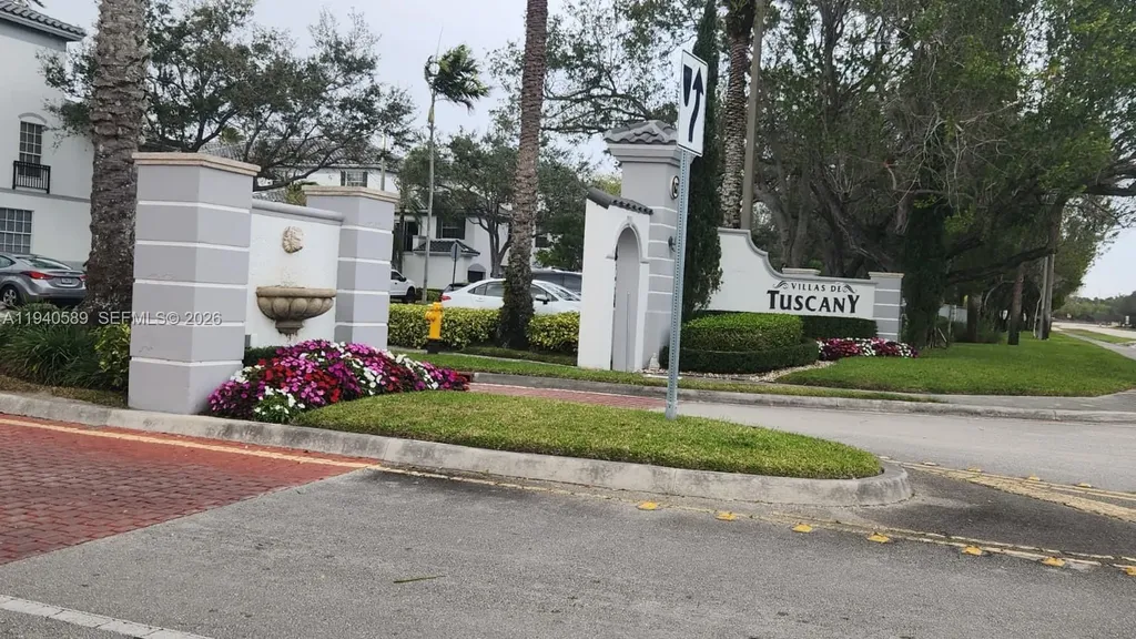 785 SW 148th Avenue Davie FL 33325
