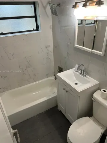 130 NE 171st Terrace Miami FL 33162