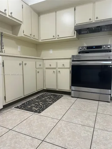 919 Hillcrest Drive Hollywood FL 33021