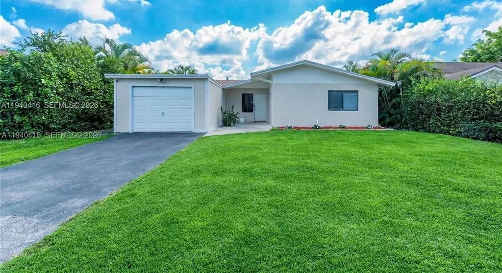 10010 NW 71st Place Tamarac FL 33321
