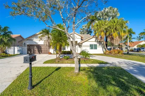 1092 NW 162nd Avenue Pembroke Pines FL 33028