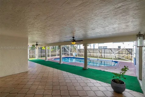 1092 NW 162nd Avenue Pembroke Pines FL 33028