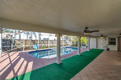 1092 NW 162nd Avenue Pembroke Pines FL 33028