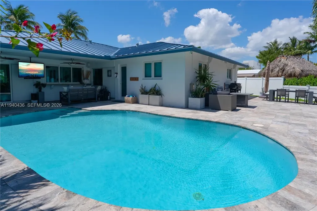 2711 NE 57th Court Fort Lauderdale FL 33308