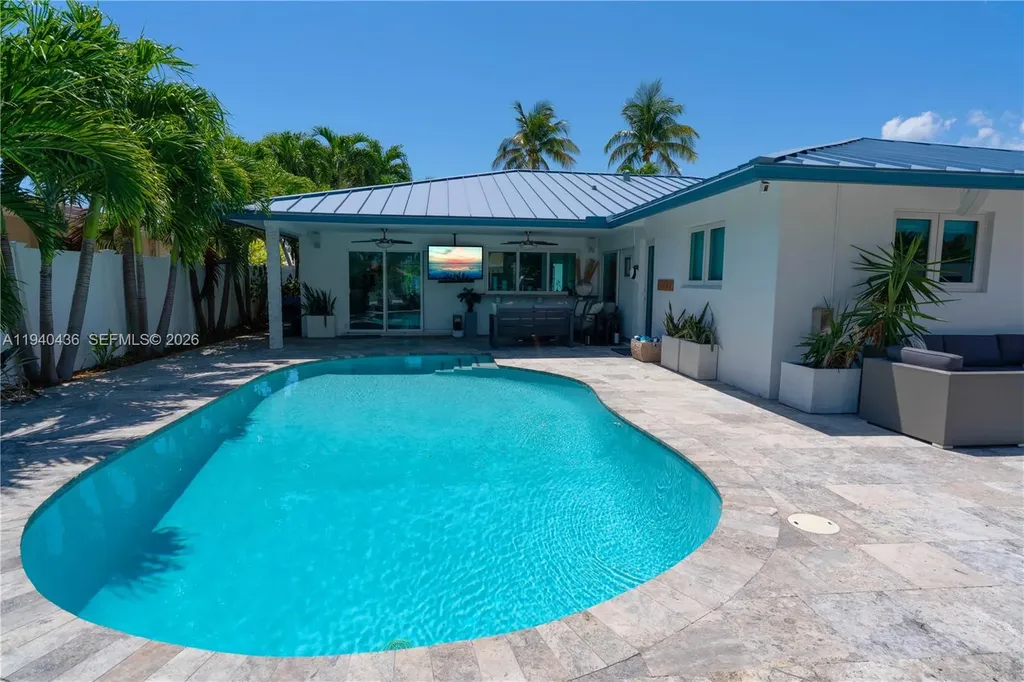 2711 NE 57th Court Fort Lauderdale FL 33308