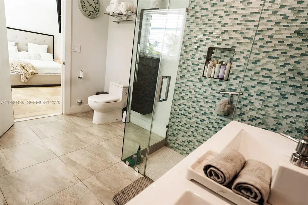 2711 NE 57th Court Fort Lauderdale FL 33308