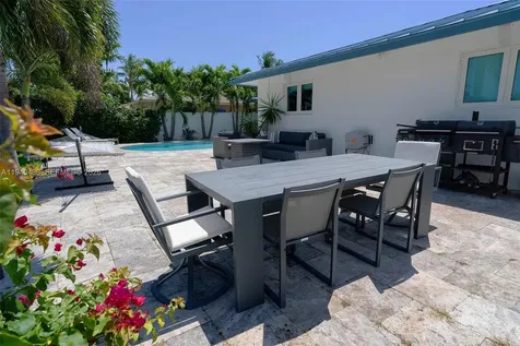 2711 NE 57th Court Fort Lauderdale FL 33308