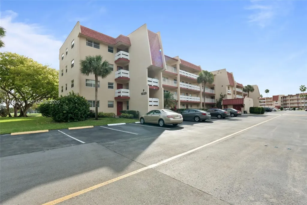 1020 Country Club Drive Margate FL 33063