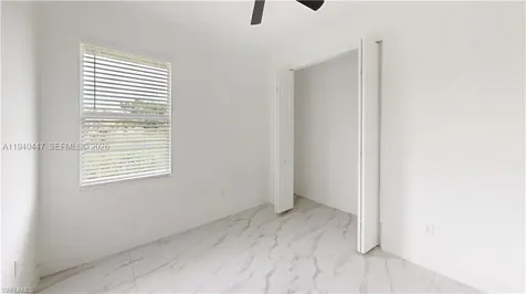 2045 Carver Avenue Fort Myers FL 33916