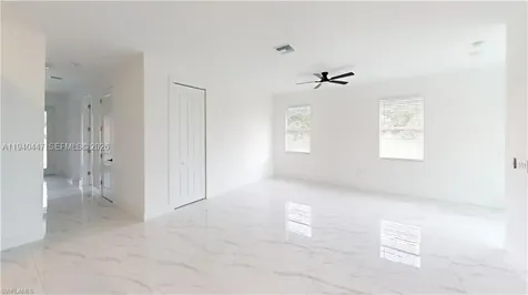 2045 Carver Avenue Fort Myers FL 33916
