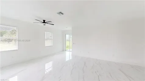 2045 Carver Avenue Fort Myers FL 33916