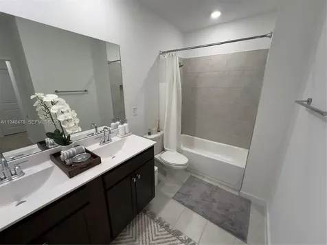 1842 SE 7th Terrace Homestead FL 33034