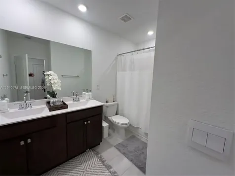 1842 SE 7th Terrace Homestead FL 33034