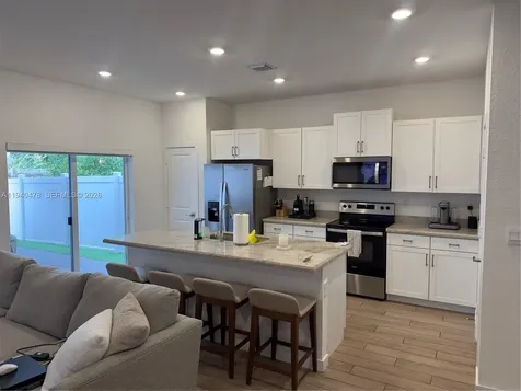 1842 SE 7th Terrace Homestead FL 33034